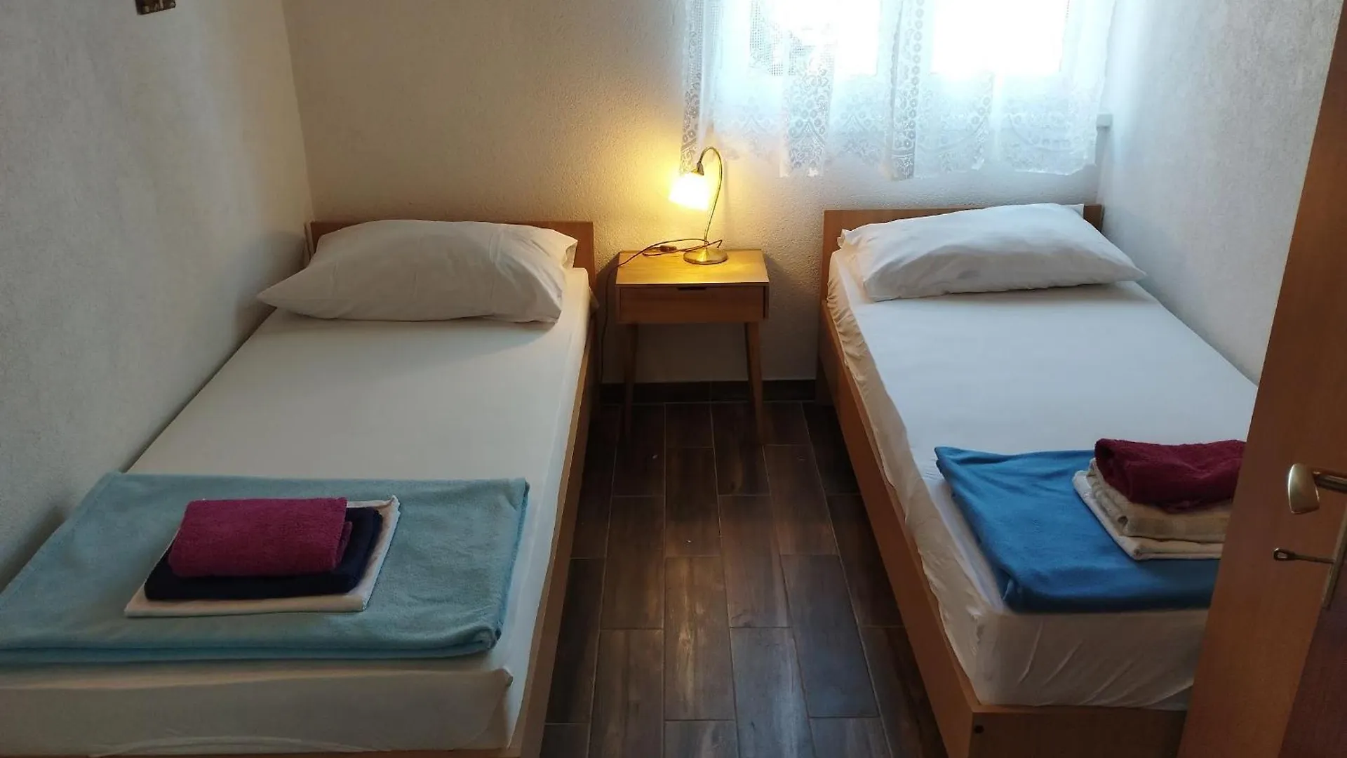 Villa Amarela Seget Vranjica