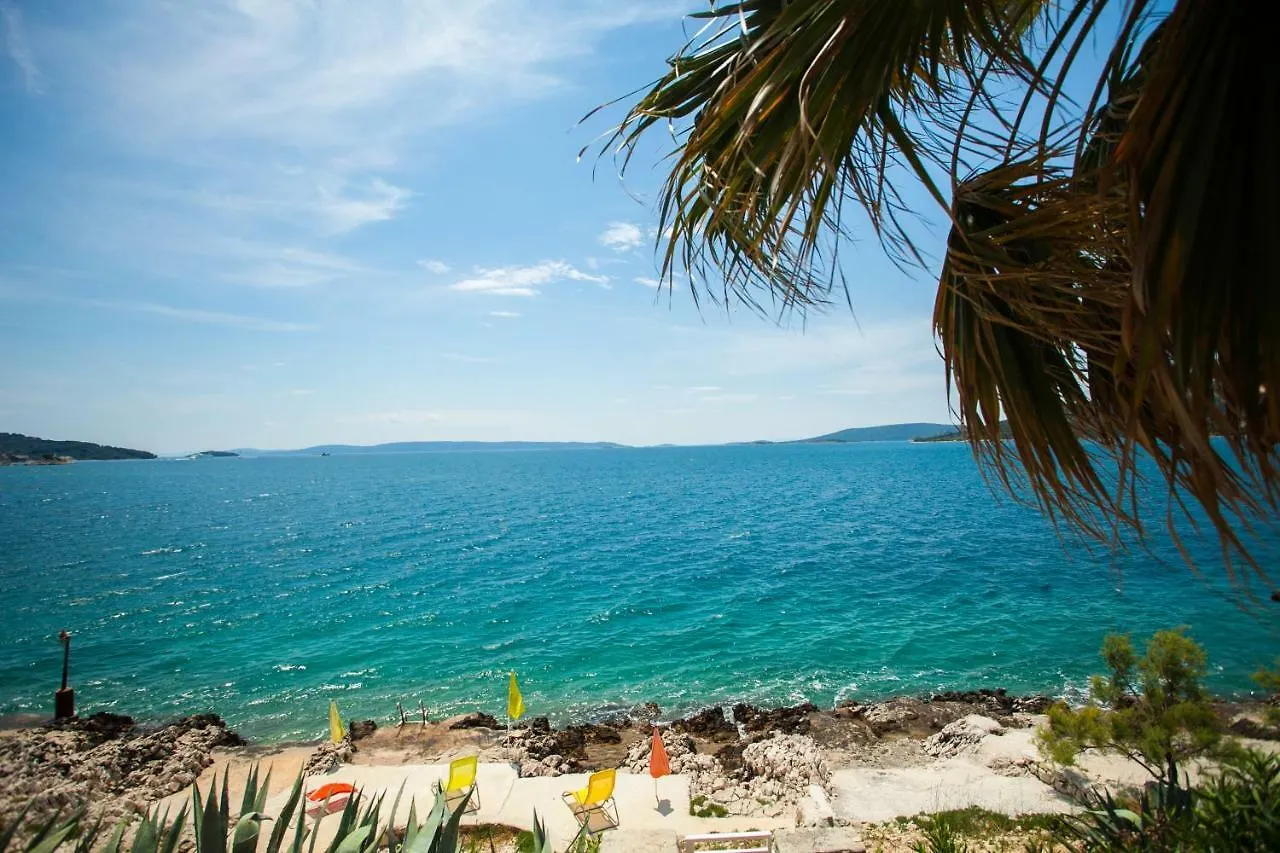 Villa Amarela Seget Vranjica